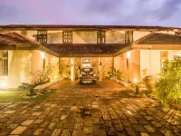 Villa Hundira Hotels near Negombo Lagoon