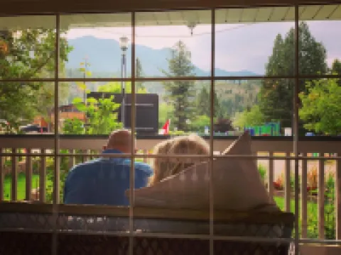 Inn on Canyon Hotels in Radium Hot Springs