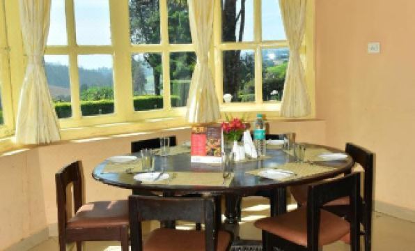 Kstdc Hotel Mayura Sudarshan ,Ooty