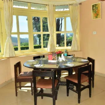 Kstdc Hotel Mayura Sudarshan ,Ooty