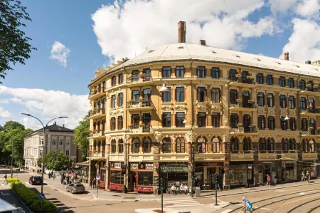 Cochs Pensjonat Отели рядом со станцией Центральный вокзал Осло