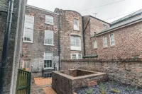 Clarence Street Town House - appartements de vacances