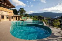 Lendas do Capão Pousada Hotels in Palmeiras