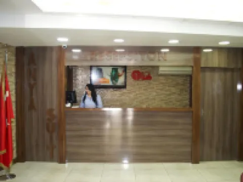 アーニャ スーツ ホテル デニズリのホテル