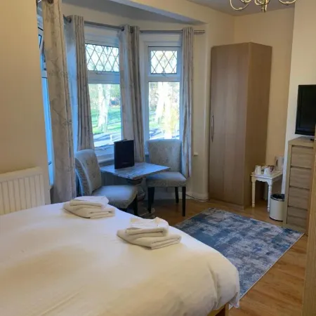 Parkview Guesthouse Отели рядом с достопримечательностью «Железнодорожный вокзал Кембриджа»