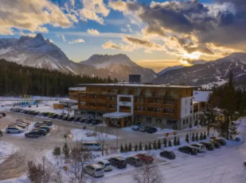 ซุกชปิทซ์ รีสอร์ท