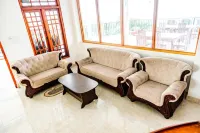 Golden View Guest Ella