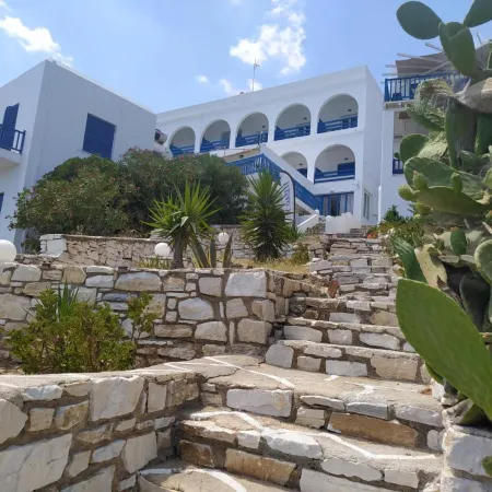 Corali Hotel