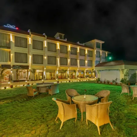 The Vaishnodevi Sarovar Portico