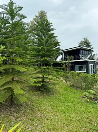 Inthanin Pool Villa Отели рядом с достопримечательностью «Tat Mok Waterfall»