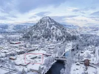 Granby River Inn & Suites Hotels in Kootenay Boundary