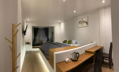 Urbanview House of IKIGAI Отели в г. Мадиун