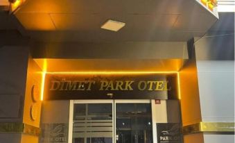 Dimet Park Hotel