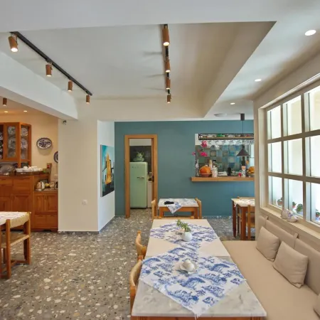 Liadromia Hotel