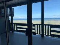 Sand Pebbles Inn - Ocean View