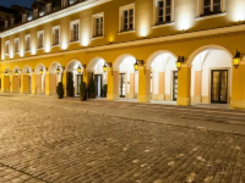 瑪美森-雷吉娜酒店 鄰近亞當·密茨凱維奇文學博物館的酒店