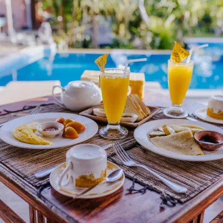dream beach inn Отели рядом с достопримечательностью «Пляж Дрим»