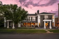 Hotel Arts Kensington Các khách sạn ở Calgary