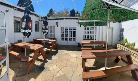 The Historic Hogsback Inn Отели в г. Хогсбэк