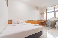 Imelda Residence Setrasari RedPartner Hotels in Sukasari