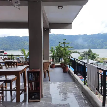 Hotel Eagle Zone