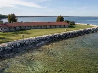 Gordon Lodge Hotels in Door County