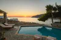 Yperia Hotel - Strand
