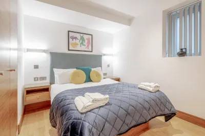 Kula London - Tower Hill Hotels in Lontoo