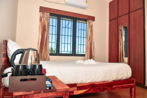 Coral Shelters Service Apartments Iyer Bungalow - Kitchen