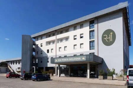 Rhi Porta Bologna Отели рядом с достопримечательностью «Museo Lamborghini»