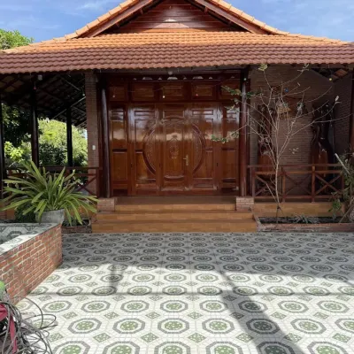 Trieu Vy Homestay Hotels near Hon Rom