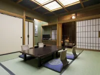 Okada Ryokan Warakutei Hotels near Fukuji Onsen