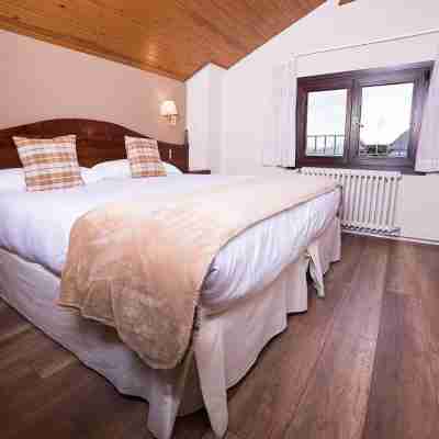Hotel Roca Rooms
