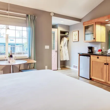 Inn at Haystack Rock Отели рядом с достопримечательностью «Пляж Кэннон-Бич»