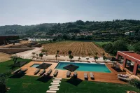 Quinta de Santo António - Country House & Villas - Parkplatz
