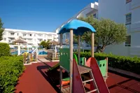 Cabot Hobby Club Apartments