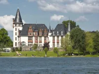 Seehotel Schloss Klink Hotels in Muritz