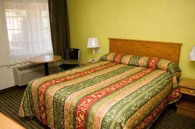 King's Rest Motel فنادق في Gilroy