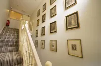Wakefield Limes Lodge Hotels in Normanton