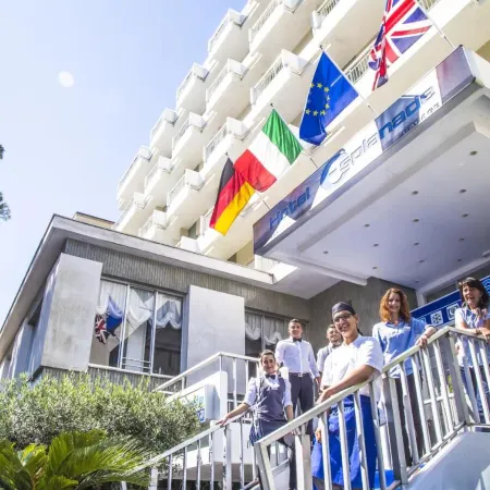 Hotel Esplanade