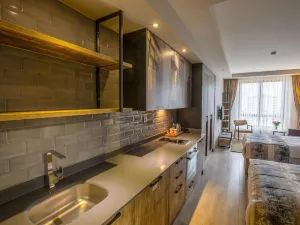 Shimall Hotel