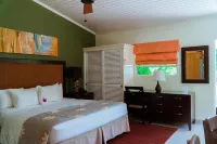 Blue Horizons Garden Resort فنادق في Lance aux Epines