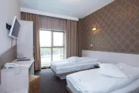 Albert Hotel