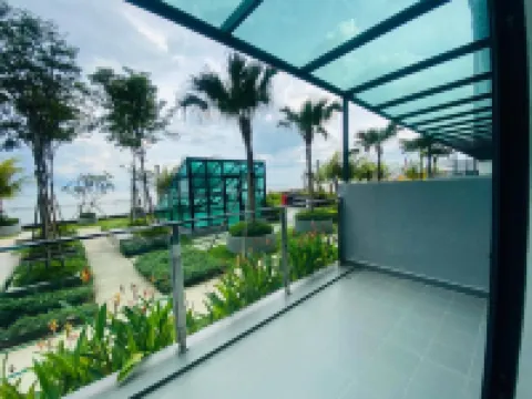 Kuantan Imperium by Glex