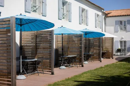 Appart'Hotel Perle de Ré Отели в г. Арс-ан-Ре