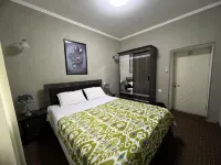 Status House Hotels in Фергана
