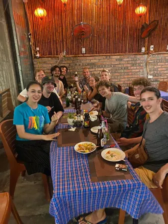 Napoli Hostel Cat Ba Отели рядом с достопримечательностью «Cat Co Beach»