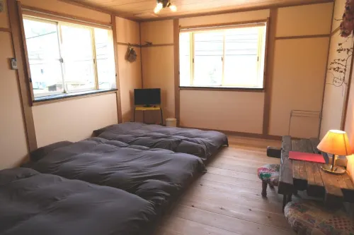 Lodge Mondo