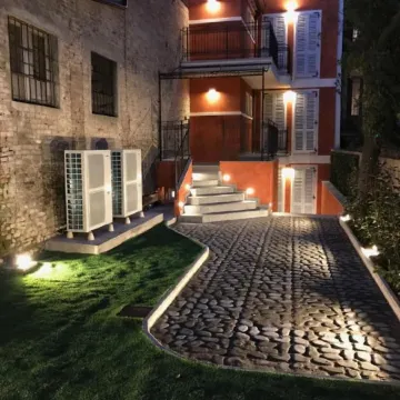 Palazzo Domanto Parma Apartments