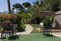 Le Jardin d'Emile Hotels near Casino Barrière de Cassis